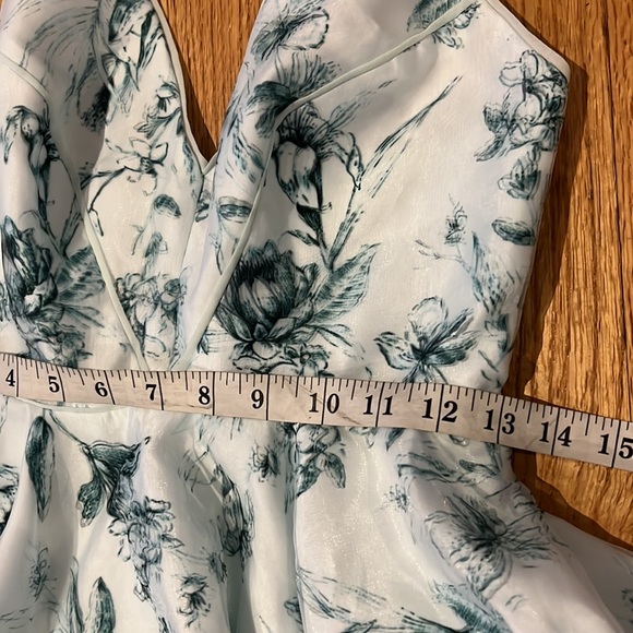 UO  silence  + noise 3D Floral Cocktail Party Fit + Flare Mini Dress - Picture 8 of 15